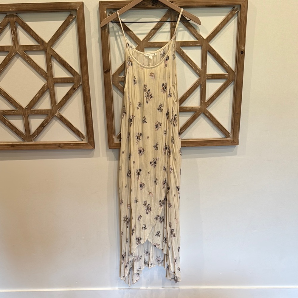 Floral Cream Final Touch dress WITH POCKETS size s